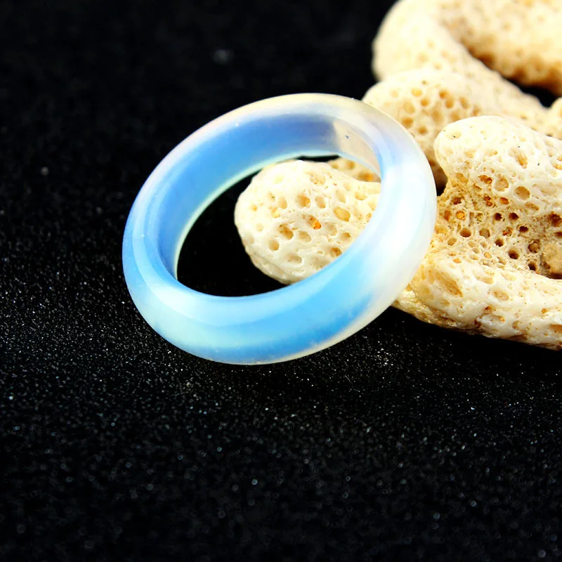 Fashion Handmade White Clear Opal Wedding Rings Simple Moonstone Finger Rings Smooth Round Natural Stone Rings for Women Gilr
Fashion Handmade White Clear Opal Wedding Rings Simple Moonstone Finger Rings Smooth Round Natural Stone Rings for Women Gilr