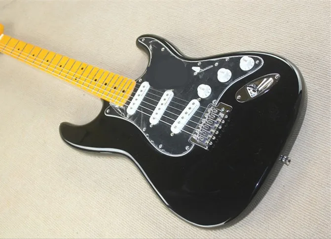 NEW 39 Inch ST Guitar Black 6 Strings Electric Guitar Rosewood Fingerboard Stratocaster Musical Instruments Professional Violao
NEW 39 Inch ST Guitar Black 6 Strings Electric Guitar Rosewood Fingerboard Stratocaster Musical Instruments Professional Violao