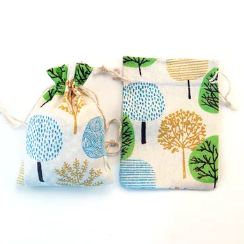 New 10x14cm (100 pcs/lot) Printing Tree Gift Candy Bags Burlap Jute Hessian Wedding Favor Gift Bag Event & Party Supplies Style
New 10x14cm (100 pcs/lot) Printing Tree Gift Candy Bags Burlap Jute Hessian Wedding Favor Gift Bag Event & Party Supplies Style