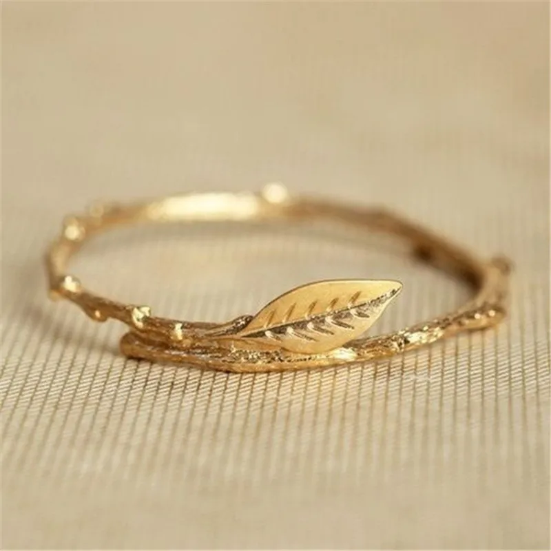 Modyle Fashion Wedding Engagement Rings For Women Leaf Shape Gold Color Vintage Jewelry Bijoux Gift Dropshiping
Modyle Fashion Wedding Engagement Rings For Women Leaf Shape Gold Color Vintage Jewelry Bijoux Gift Dropshiping