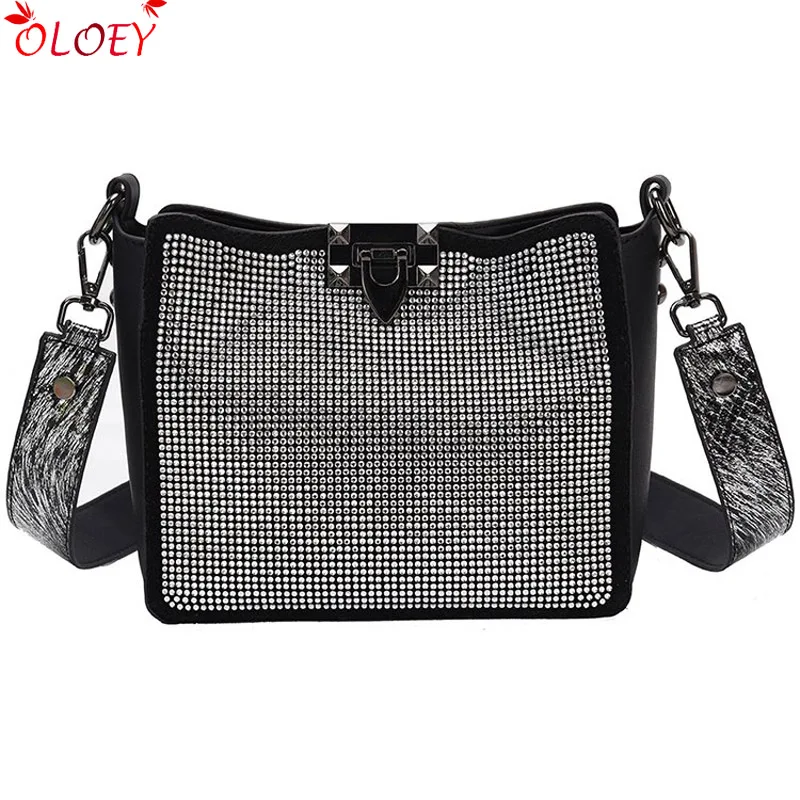 Fashion 2pcs/set Large Capacity Women Bags 2019 High Quality Female Shoulder Bag Designer Small Chain Crossbody messenger bags
Fashion 2pcs/set Large Capacity Women Bags 2019 High Quality Female Shoulder Bag Designer Small Chain Crossbody messenger bags
