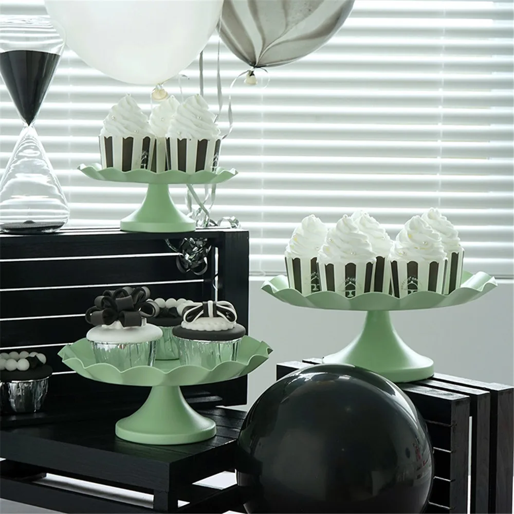 Nordic Metal Storage Tray Chic Ins Detachable Elegant Fruit Cake Dessert Plate Modern Green Jewelry Display Tray Desktop Decor
Nordic Metal Storage Tray Chic Ins Detachable Elegant Fruit Cake Dessert Plate Modern Green Jewelry Display Tray Desktop Decor