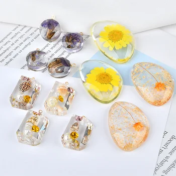 New Arrival 20pcs/Lot Transprent Style Colorful Dry Flower Decorated DIY jewelry Findings Resin Necklace pendants Ornament Charm
New Arrival 20pcs/Lot Transprent Style Colorful Dry Flower Decorated DIY jewelry Findings Resin Necklace pendants Ornament Charm