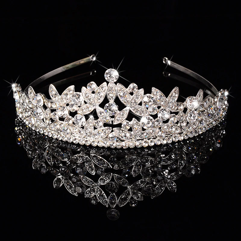 2018 New Wedding Tiara Crown Headbands Hairband For Bride Quinceanera Rhinestones Crystal Bridal Headpiece Hair accessories
2018 New Wedding Tiara Crown Headbands Hairband For Bride Quinceanera Rhinestones Crystal Bridal Headpiece Hair accessories