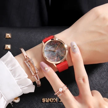 New Original Women Trendy Best Quality Japan Quartz Leather Strap Wristwatches Lady Needle Clock Good Time Fashion Watch Relogio
New Original Women Trendy Best Quality Japan Quartz Leather Strap Wristwatches Lady Needle Clock Good Time Fashion Watch Relogio