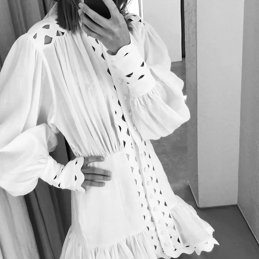2019 Summer New Solid White Women Dress Turtleneck Lantern Sleeve Hollow Out Draped Dress Patchwork Ruffles Elegant Mini Dress
2019 Summer New Solid White Women Dress Turtleneck Lantern Sleeve Hollow Out Draped Dress Patchwork Ruffles Elegant Mini Dress