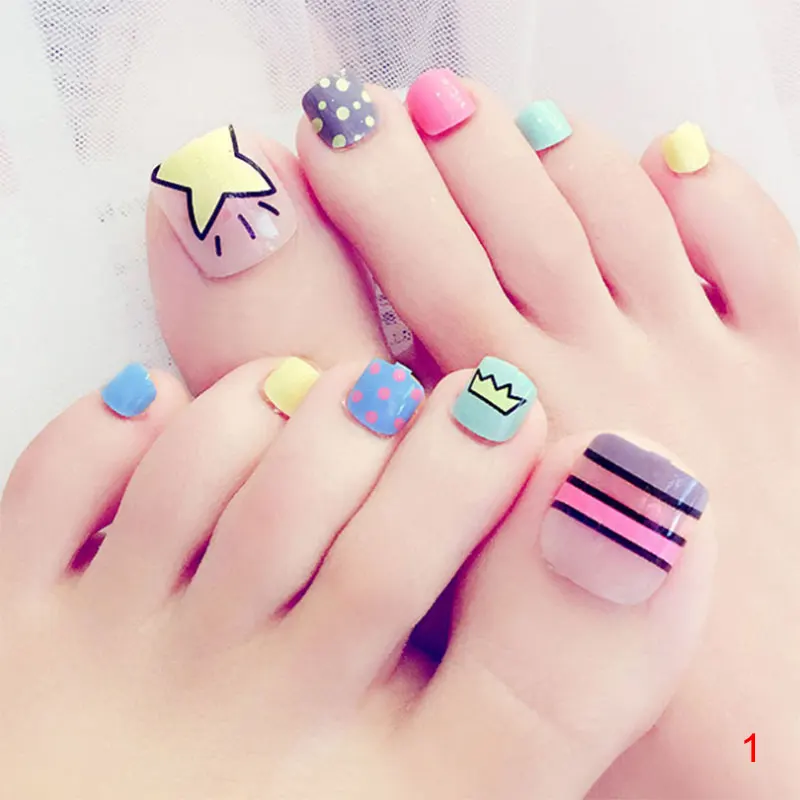 

Girls Cute Candy Color Cartoon Kawaii Toe Fake Nails 24Pcs/Set 3D Finished Short Design Full Cover Toes Nail Art Tips With Glue