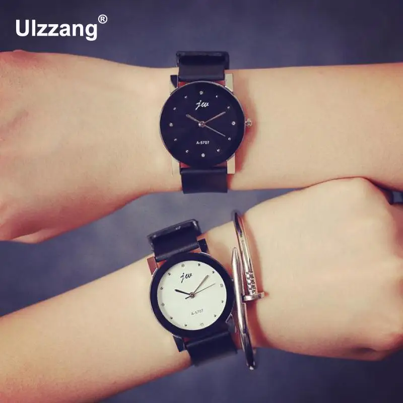 Fashion New Brand PU Leather Black Quartz Watch Wristwatch Hours for Women Ladies Men Unisex Lovers
Fashion New Brand PU Leather Black Quartz Watch Wristwatch Hours for Women Ladies Men Unisex Lovers