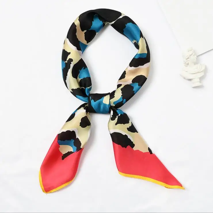 yishine 70x70cm New Women Multifunction Polyester Silk Scarf Sexy Leopard Printed Satin Small Square Wraps Scarves Shawl Shawls
yishine 70x70cm New Women Multifunction Polyester Silk Scarf Sexy Leopard Printed Satin Small Square Wraps Scarves Shawl Shawls