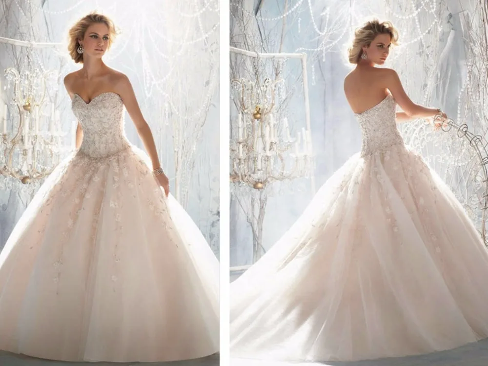 Lovely Sweetheart Corset Bodice Lace Applique Long Princess Wedding Dresses 2015 new hot sexy crystal beading ball bridal gown
Lovely Sweetheart Corset Bodice Lace Applique Long Princess Wedding Dresses 2015 new hot sexy crystal beading ball bridal gown