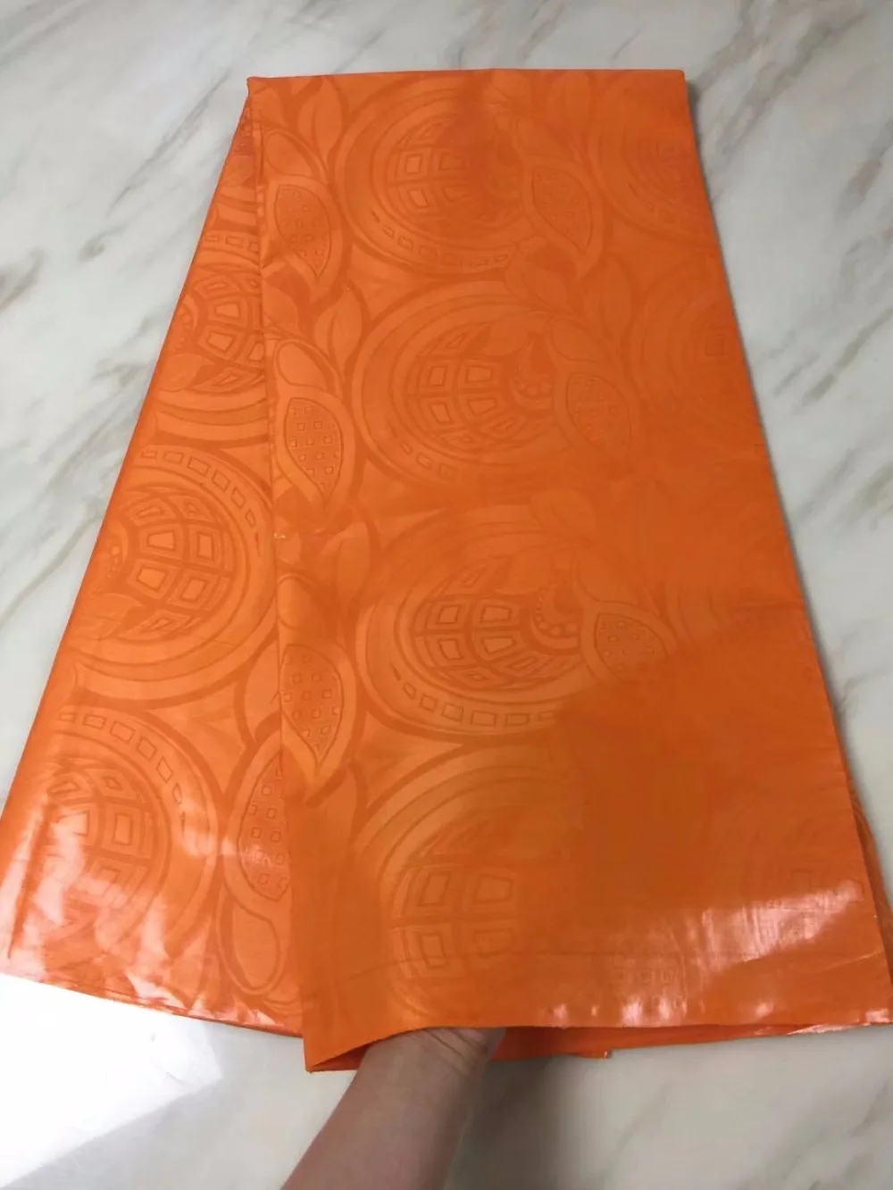 5 Yards) India Bazin Riche Getzner Lace Fabric 2018 With Blouse Orange Color Beaded Gold Line Embroidered Lace Basin Fabric
5 Yards) India Bazin Riche Getzner Lace Fabric 2018 With Blouse Orange Color Beaded Gold Line Embroidered Lace Basin Fabric