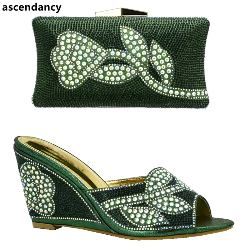 New Shoes and Bag Set African Sets 2019 Sandalias Rasteiras Femininas 2019 Buckle Strap Party Nigerian Women Shoes and Bag Set
New Shoes and Bag Set African Sets 2019 Sandalias Rasteiras Femininas 2019 Buckle Strap Party Nigerian Women Shoes and Bag Set