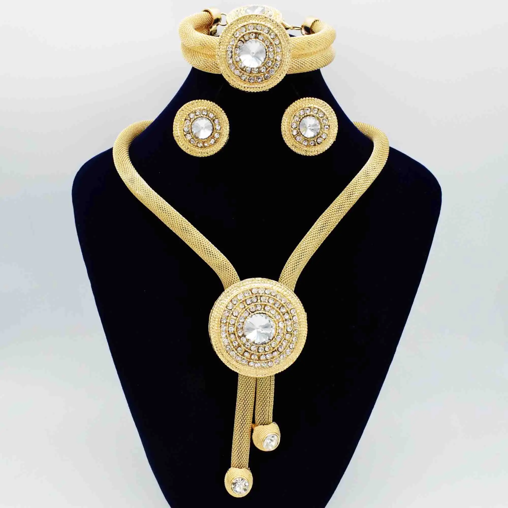 HOT Fashion wedding Dubai Africa Nigeria African Jewelry set gold-color necklace Earrings romantic woman Bridal Jewelry Sets
HOT Fashion wedding Dubai Africa Nigeria African Jewelry set gold-color necklace Earrings romantic woman Bridal Jewelry Sets