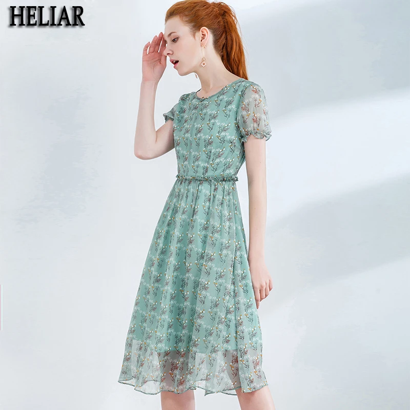 HELIAR 2019 Summer Short Sleeve Printing Chiffon Dress Elegant Sweet Floral High Quality Lining Casual Woman Dresses Vacation
HELIAR 2019 Summer Short Sleeve Printing Chiffon Dress Elegant Sweet Floral High Quality Lining Casual Woman Dresses Vacation
