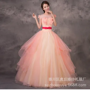 Hot New Delicate Strapless Tiers Handmade Flowers Floor Length Ball Gown Quinceanera Dresses For Sweet 16 Girls
Hot New Delicate Strapless Tiers Handmade Flowers Floor Length Ball Gown Quinceanera Dresses For Sweet 16 Girls