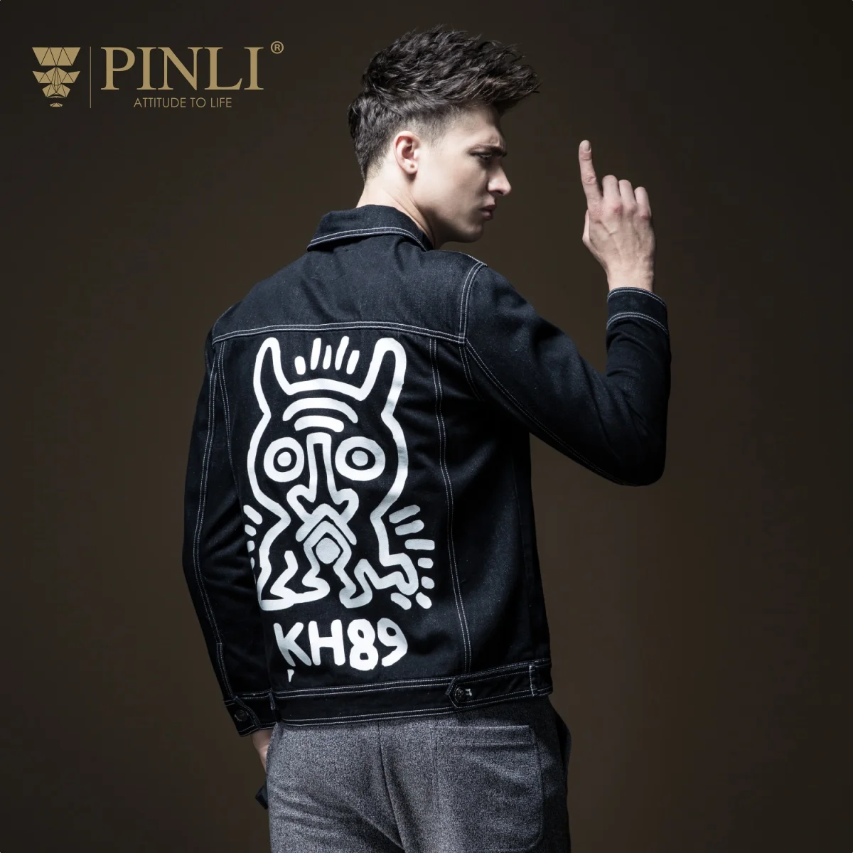 2019 Leather Jacket Jacket Limited Turn-down Collar Slim Casaco Masculino Pinli Pin Li New Autumn Men's Suit Printed B183204457
2019 Leather Jacket Jacket Limited Turn-down Collar Slim Casaco Masculino Pinli Pin Li New Autumn Men's Suit Printed B183204457