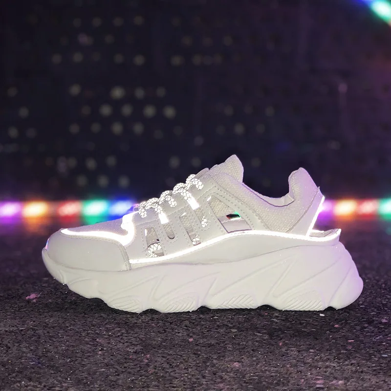 COZULMA Women Luminous Casual Shoes Fashion Sneakers 2019 Female Breathable Cut-Outs Rubber Sole Sports Shoes Size 35-39
COZULMA Women Luminous Casual Shoes Fashion Sneakers 2019 Female Breathable Cut-Outs Rubber Sole Sports Shoes Size 35-39