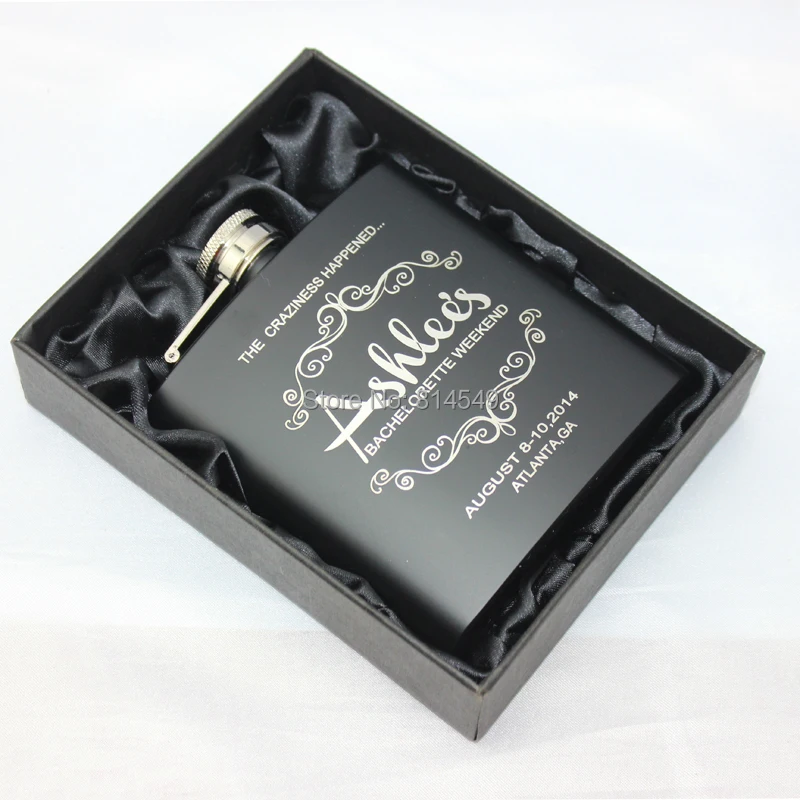 Bride or Groomsman gift for wedding o---Personalized hip flask with black gift box
Bride or Groomsman gift for wedding o---Personalized hip flask with black gift box