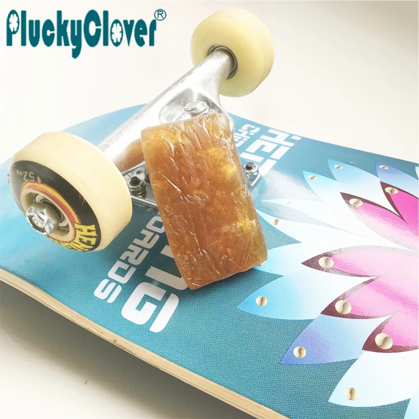 Skateboard griptape cleaner Longboard sand paper eraser dirt remover Scooter Roller skate clean eraser Grip gunk Double rockers
Skateboard griptape cleaner Longboard sand paper eraser dirt remover Scooter Roller skate clean eraser Grip gunk Double rockers