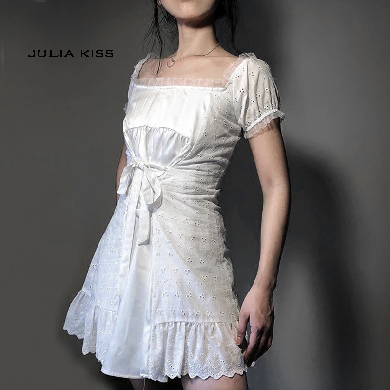 Women Scoop Neck Lace Up Waist Cotton Eyelet Embroidered Dress with Puff Short Sleeve
Women Scoop Neck Lace Up Waist Cotton Eyelet Embroidered Dress with Puff Short Sleeve