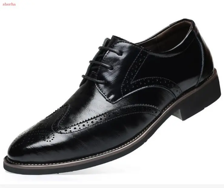 New Autumn Winter fashion Men Oxford Genuine Leather Dress Shoes Brogue Lace Up Flats Male Casual Shoes Black Brown Size 37-46
New Autumn Winter fashion Men Oxford Genuine Leather Dress Shoes Brogue Lace Up Flats Male Casual Shoes Black Brown Size 37-46