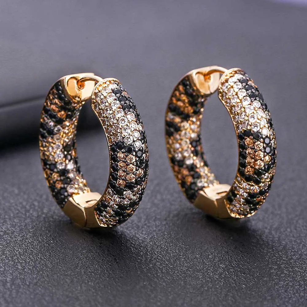 Accking Luxury Cubic Zircon mix Round shape Big Hoop Earrings for Women Wedding Crystal CZ Party Jewelry Engagement Earring
Accking Luxury Cubic Zircon mix Round shape Big Hoop Earrings for Women Wedding Crystal CZ Party Jewelry Engagement Earring