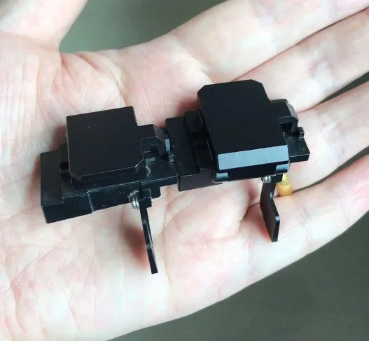 Free shipping Fujikura FSM-50S/ 50s fusion splicer Shealth Clamp/ Fiber Holder sold 1 P
Free shipping Fujikura FSM-50S/ 50s fusion splicer Shealth Clamp/ Fiber Holder sold 1 P