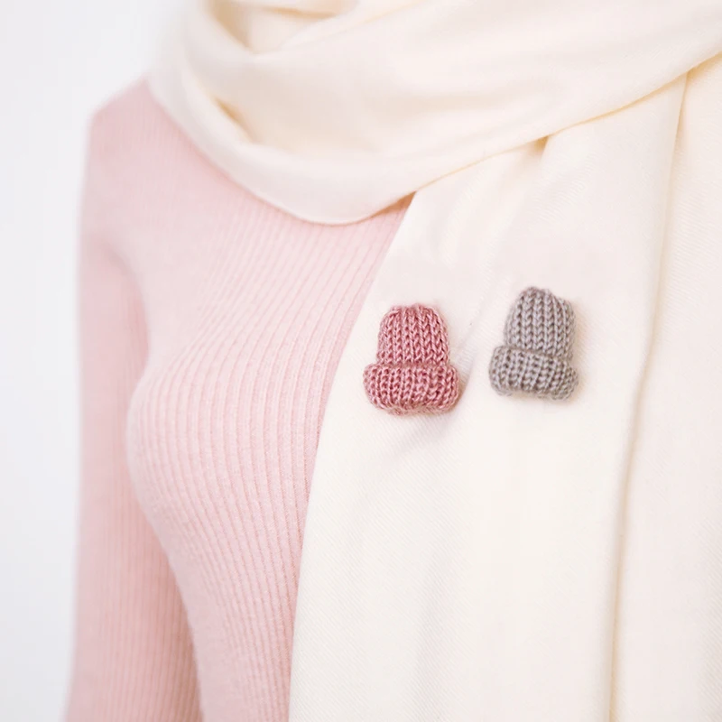 Sale 2pcs Women Girls Colorful Cute Mini Woollen Hat Brooch DIY Breastpin Clothes Decoration Fashion Jewelry
Sale 2pcs Women Girls Colorful Cute Mini Woollen Hat Brooch DIY Breastpin Clothes Decoration Fashion Jewelry