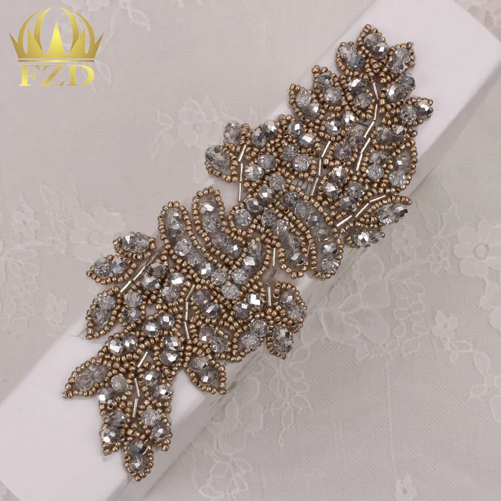 (30pieces) Sewing On Hot Fix Sliver Rain Bow Wholesale Bridal Headbands or Sash Rhinestone Crystal Appliques for Wedding Dresses
(30pieces) Sewing On Hot Fix Sliver Rain Bow Wholesale Bridal Headbands or Sash Rhinestone Crystal Appliques for Wedding Dresses