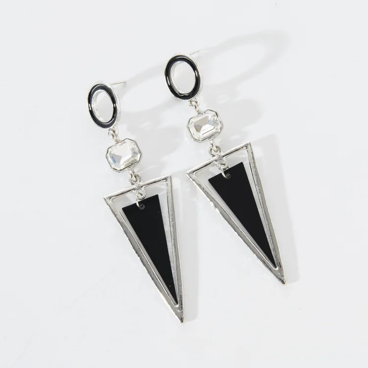 Korean Fashion New Earrings Personality Wild Exaggerated Round Crystal Size Triangle Long Ladies Earrings Wholesale Sales
Korean Fashion New Earrings Personality Wild Exaggerated Round Crystal Size Triangle Long Ladies Earrings Wholesale Sales