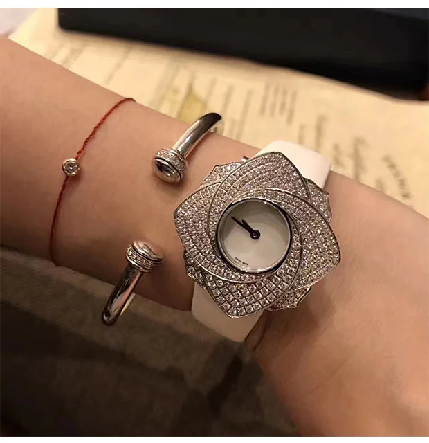Women's Watches Top Brand Runway Luxury European Design Automatic Quartz Wristwatches 315
Women's Watches Top Brand Runway Luxury European Design Automatic Quartz Wristwatches 315