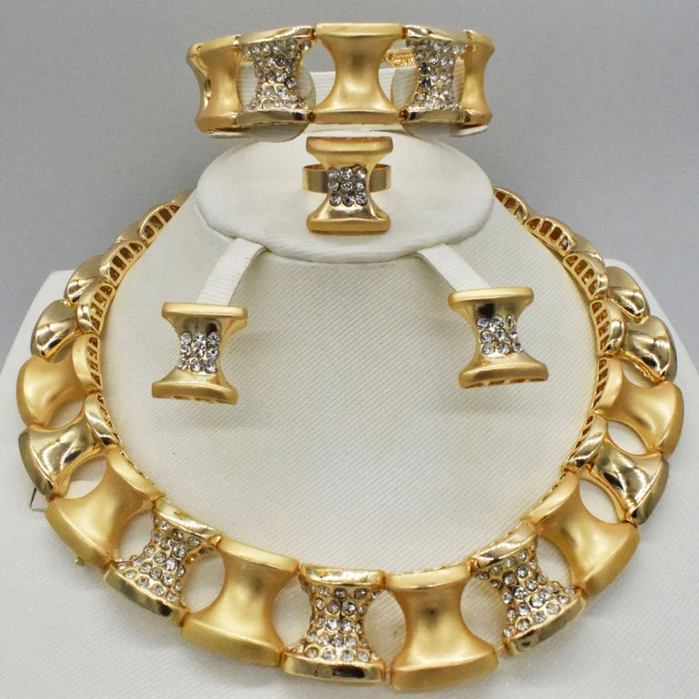 Nigerian beads necklace jewelry set for women dubai gold earrings fashion wedding jewelry african necklace bracelet ring
Nigerian beads necklace jewelry set for women dubai gold earrings fashion wedding jewelry african necklace bracelet ring