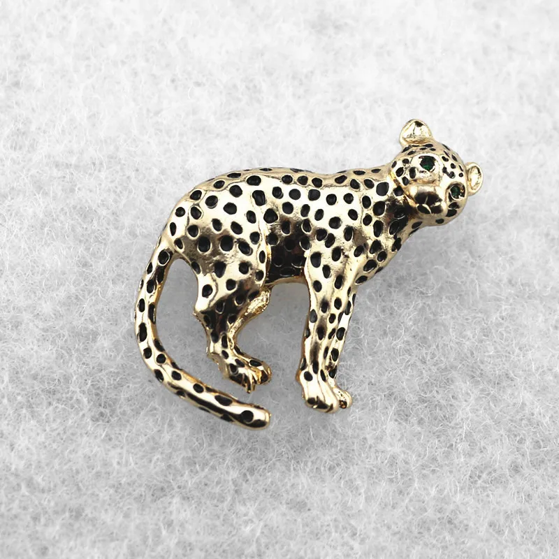 2018 New European and American Hot animal leopard Brooch fashion temperament brooch
2018 New European and American Hot animal leopard Brooch fashion temperament brooch