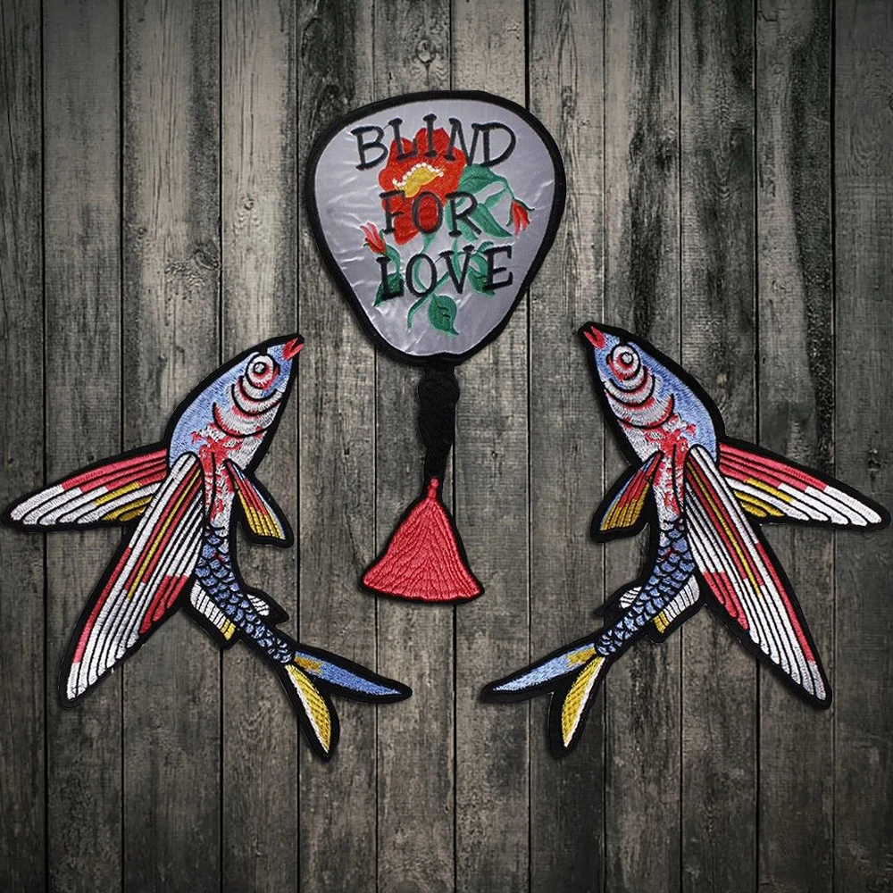 Mirror fish fan patch Embroidery Iron on Fabric Patches DIY Flowers Applique Stick Clothes Decorated Sewing Accessories
Mirror fish fan patch Embroidery Iron on Fabric Patches DIY Flowers Applique Stick Clothes Decorated Sewing Accessories