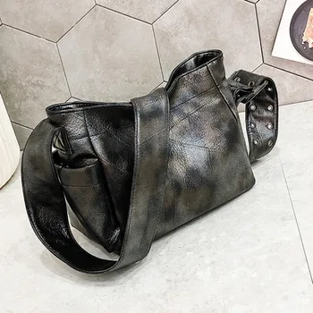 Retro pu Leather Cross Body Bags Women New luxury embossed pu leather bags Large-Capacity Shoulder Bag Casual Messenger bag A1
Retro pu Leather Cross Body Bags Women New luxury embossed pu leather bags Large-Capacity Shoulder Bag Casual Messenger bag A1