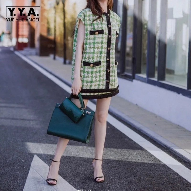 Womens Plaid Tweed set 2Pieces Sleeveless Single Breasted Loose Waistcoat Slim Fit A-Line Short Skirts Female Outfits Streetwear
Womens Plaid Tweed set 2Pieces Sleeveless Single Breasted Loose Waistcoat Slim Fit A-Line Short Skirts Female Outfits Streetwear