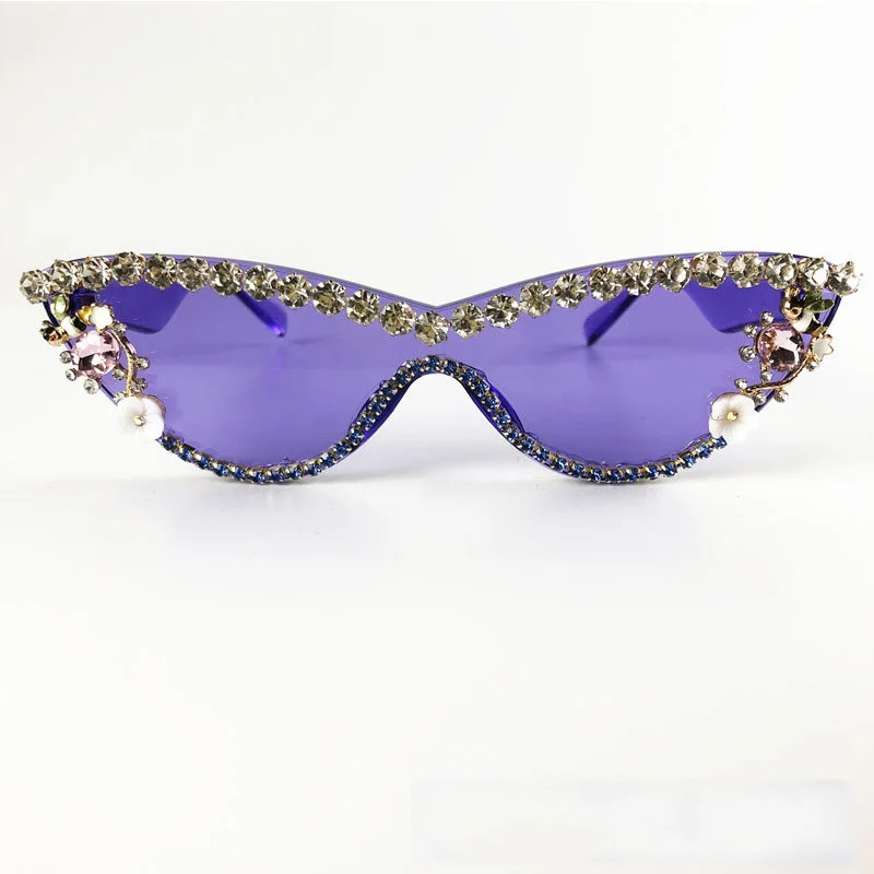 Luxury Diamond Women Sunglasses Flower Frame Cat Eye Sun Glasses UV400 Bling Bling Eyewear Oculos De Sol Shades Female Eyewear
Luxury Diamond Women Sunglasses Flower Frame Cat Eye Sun Glasses UV400 Bling Bling Eyewear Oculos De Sol Shades Female Eyewear