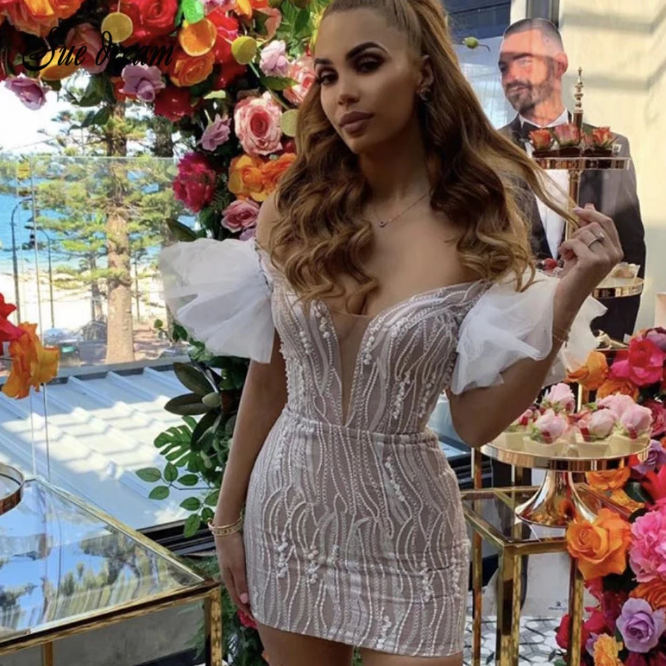 2019 summer new women's fashion sexy deep V-neck open back lace beaded mini dress Bodycon club party elastic band dress
2019 summer new women's fashion sexy deep V-neck open back lace beaded mini dress Bodycon club party elastic band dress