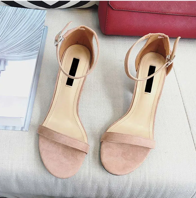 HTB1sZ6URXXXXXcxaXXXq6xXFXXXT