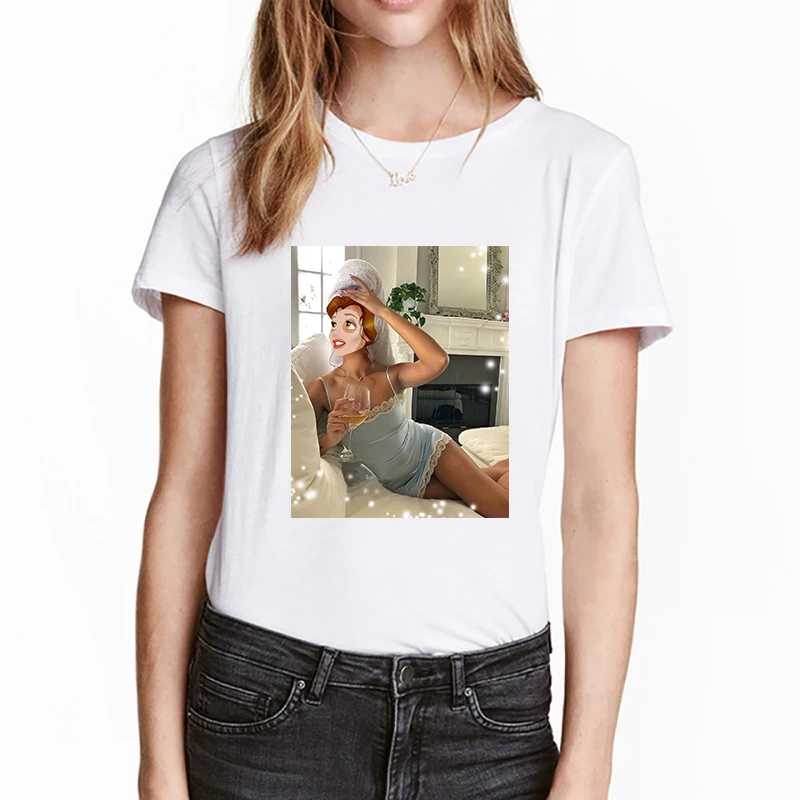 Women 2019 Harajuku T Shirt Sexy Girl Use Facial Mask Aesthetic White Graphic Tees Clothes Plus Size Streetwear Kawaii Tops
Women 2019 Harajuku T Shirt Sexy Girl Use Facial Mask Aesthetic White Graphic Tees Clothes Plus Size Streetwear Kawaii Tops