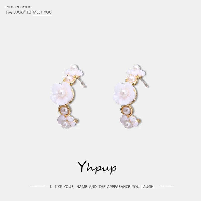 Yhpup Trendy Exquisite Imitation Shell Flower Plant Stud Earrings Copper Imitation Pearls Brincos for Women Party Jewelry S925
Yhpup Trendy Exquisite Imitation Shell Flower Plant Stud Earrings Copper Imitation Pearls Brincos for Women Party Jewelry S925