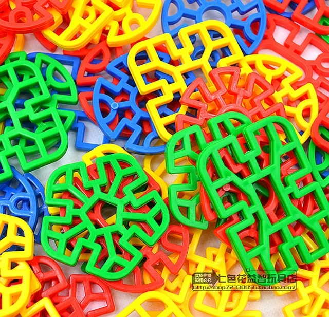 Kindergarten Supplies Slice Blocks Blocks Desktop Assembling Snowflake Building Blocks Bagged Toy
Kindergarten Supplies Slice Blocks Blocks Desktop Assembling Snowflake Building Blocks Bagged Toy