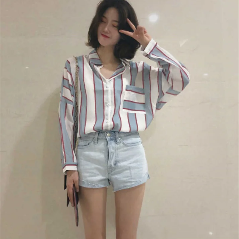 Summer Print Long Sleeve Loose Blouse Tops Casual Striped Turn-down Collar Pockets Women Shirts Student Pink/Blue Color Female
Summer Print Long Sleeve Loose Blouse Tops Casual Striped Turn-down Collar Pockets Women Shirts Student Pink/Blue Color Female