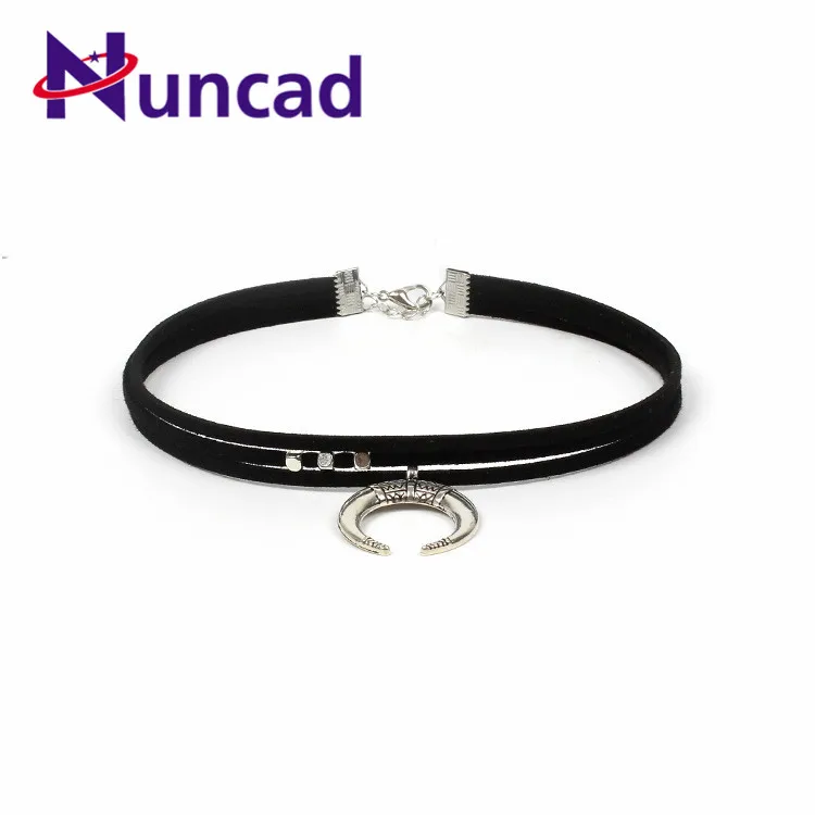 New Arrival Black Velvet Ribbon Choker Necklace Moon Pendant Women Gothic Bull Horn Chokers
New Arrival Black Velvet Ribbon Choker Necklace Moon Pendant Women Gothic Bull Horn Chokers