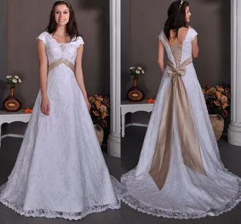 Vintage Lace Modest Wedding Dresses V Neck Cap Sleeves Corset Temple Wedding Gowns vestidos de novia Country Western Real
Vintage Lace Modest Wedding Dresses V Neck Cap Sleeves Corset Temple Wedding Gowns vestidos de novia Country Western Real