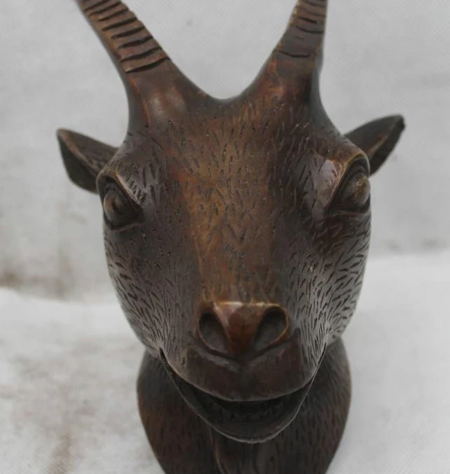 6"Chinese Fengshui Bronze Lucky Zodiac Year Sheep head Statue sculpture
6"Chinese Fengshui Bronze Lucky Zodiac Year Sheep head Statue sculpture