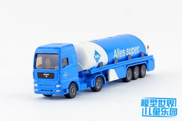 SIKU 1626/Diecast Metal Toy Car Model/1:87 Scale/Man Engineering Tank Container Truck/Gift/Educational Collection/Nox Box
SIKU 1626/Diecast Metal Toy Car Model/1:87 Scale/Man Engineering Tank Container Truck/Gift/Educational Collection/Nox Box