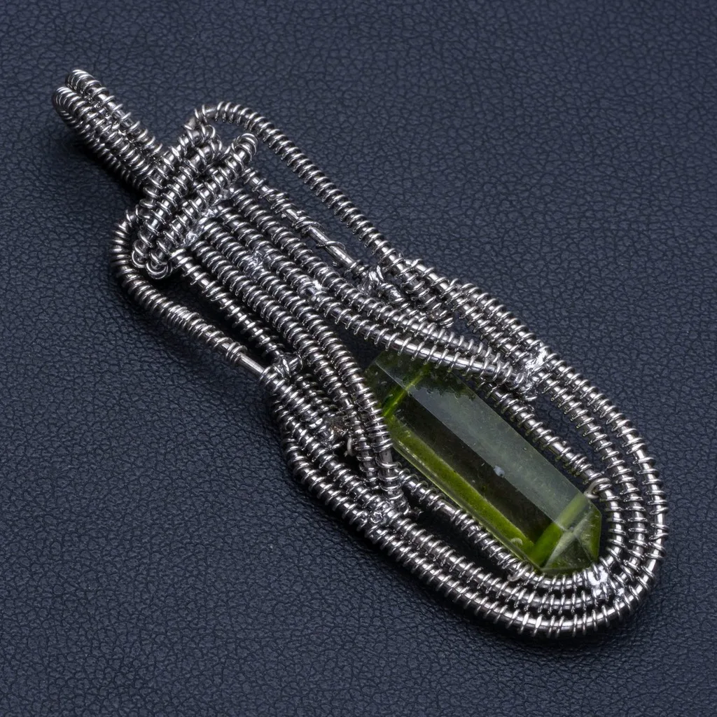 Natural Aura Quartz Boho Style 925 Sterling Silver Pendant Necklace 2 1/4" R0797
Natural Aura Quartz Boho Style 925 Sterling Silver Pendant Necklace 2 1/4" R0797