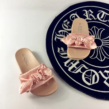 Baby Girls Slippers for Summer Daughter Mum Pink Slippers Bowknot Kids Slippers Rihanna Court Wind 2019 New Butterfly Knot 24-39
Baby Girls Slippers for Summer Daughter Mum Pink Slippers Bowknot Kids Slippers Rihanna Court Wind 2019 New Butterfly Knot 24-39