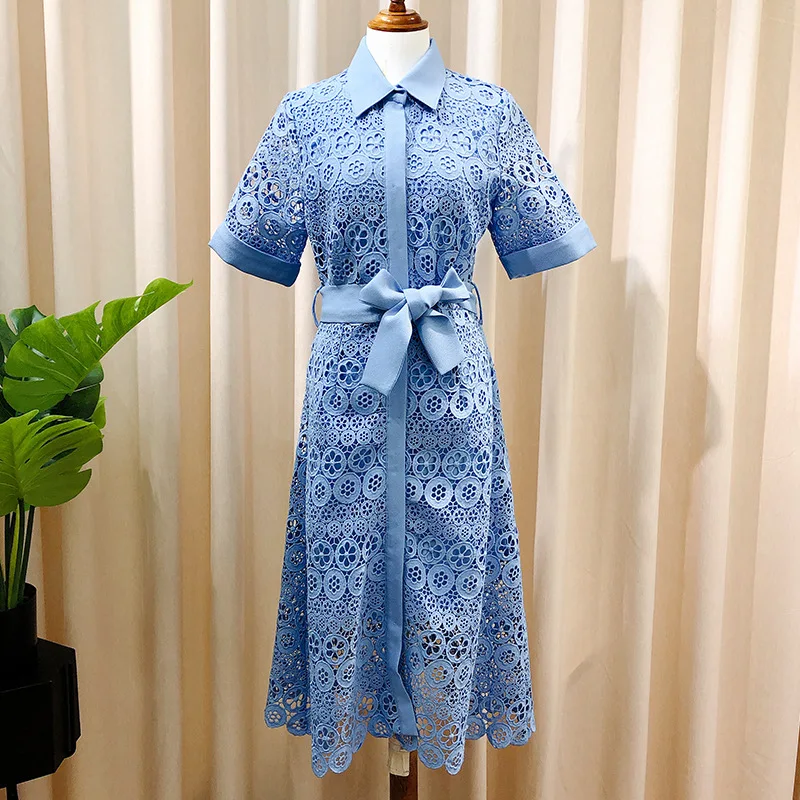 2019 spring and summer new lace dress embroidered lapel tshirt dress white and blue color single-breasted waist dress female
2019 spring and summer new lace dress embroidered lapel tshirt dress white and blue color single-breasted waist dress female